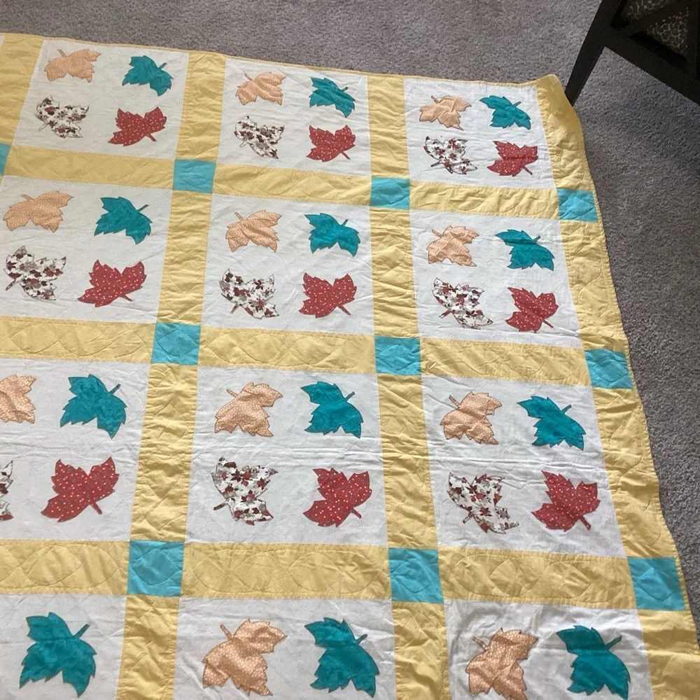 Vintage Maple Leaf Quilt Yellow Blue 76”x86”
